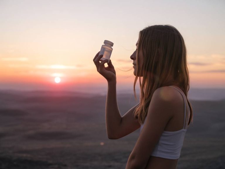 Amoxicilline soleil : quels risques en cas d’exposition pendant le traitement ?