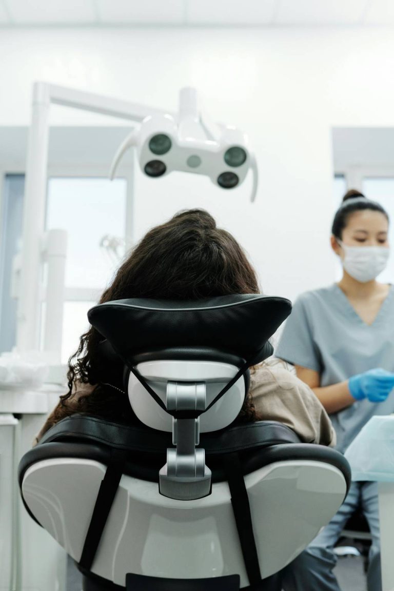 Dentiste Paris 1er  les soins dentaires accessibles rapidement